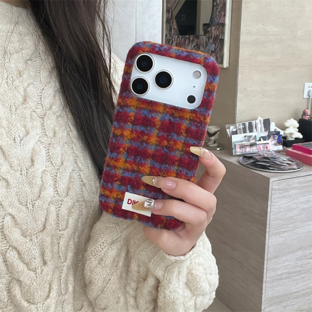 Winter Warm Plaid Fuzzy Phone  - đánh giá và giá Phone Cases For Iphone 16